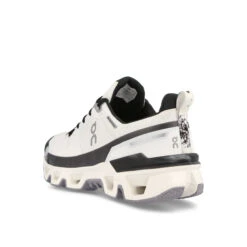 On Running Cloudwander Waterproof -On Running 93 98184 3