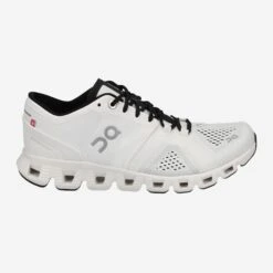 On Running Art.  Cloud X Weiß -On Running aussenseite 2331090013