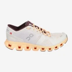 On Running Art.  Cloud X Silber -On Running aussenseite 2331490004