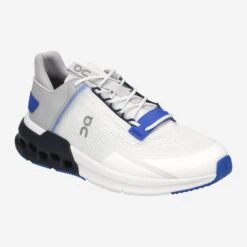 On Running Art.  3MD10261146 Cloudnova Flux Weiß