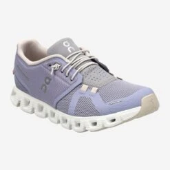 On Running Art.  59.98371 Cloud 5 Lila