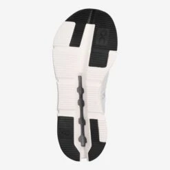 On Running Art.  26.98488 Cloudnova Weiß -On Running sohle 2331090021