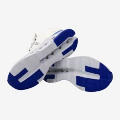 On Running Art.  26.98224 Cloudnova Undyed Weiß -On Running sohle 2331090128