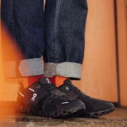 On Running Art.  59.98838 Cloud Waterproof Schwarz -On Running sonder 2330090047